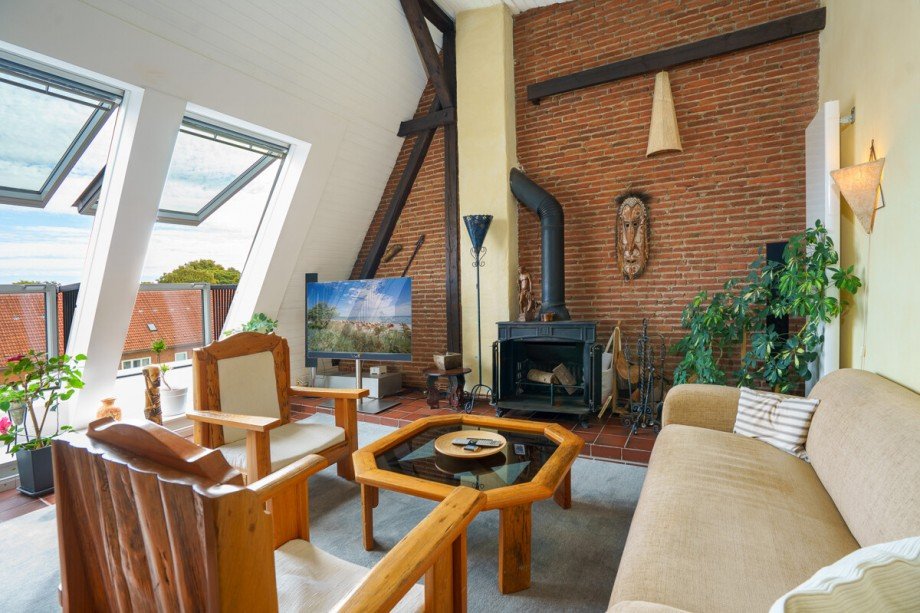 Teilansicht Wohnzimmer Loft-Studio-Atelier Kiel / Bl�cherplatz