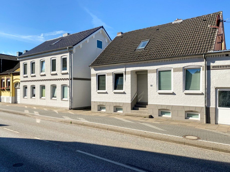 Front seitlich Mehrfamilienhaus Eckernf�rde