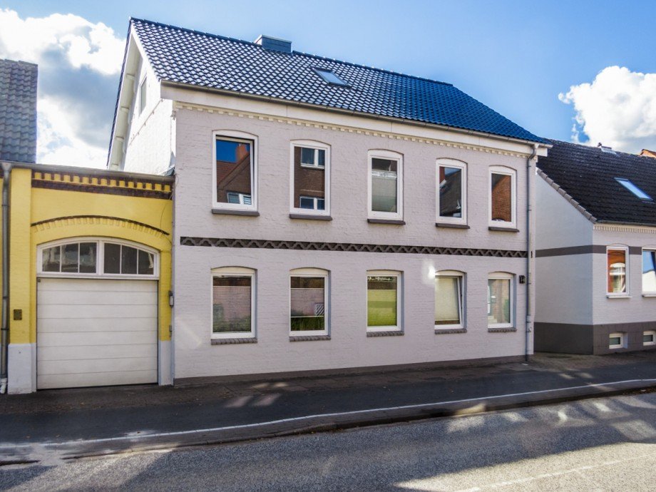 Ansicht Front Mehrfamilienhaus Eckernf�rde