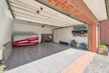 Doppelgarage Exklusives Anwesen mit G�stehaus, park�hnlichem Grundst�ck und au�ergew�hnlicher Ausstattung