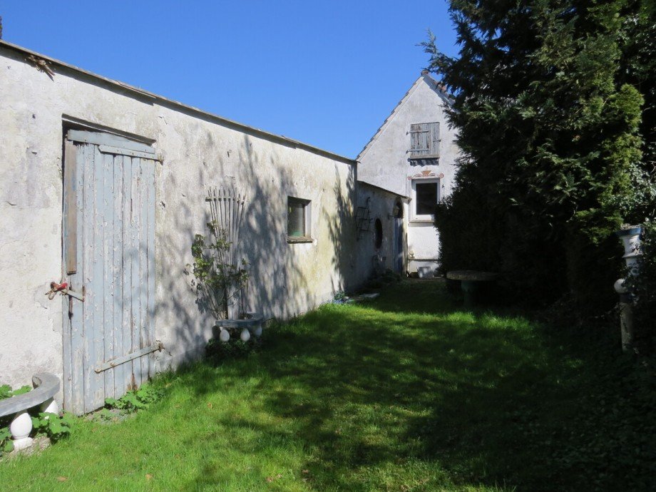 Garten Teilansicht Einfamilienhaus S�sel / R�bel