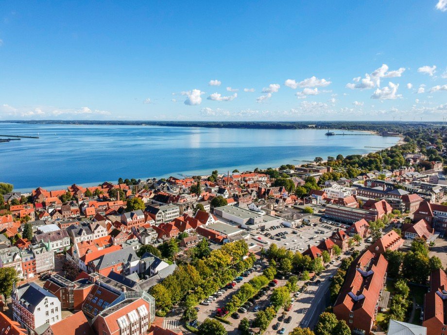 Eckernf�rde aus der Luft Mehrfamilienhaus Eckernf�rde