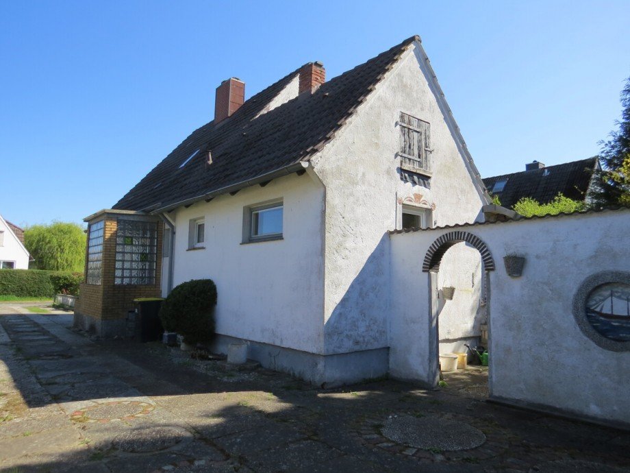 Ansicht seitlich Einfamilienhaus S�sel / R�bel