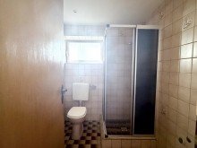 Duschbad L�ndlich leben, individuell gestalten - Doppelhaush�lfte mit Garten