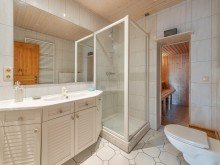 Badezimmer Teilansicht Historischer Charme trifft modernes Wohnen - Ihr neues Zuhause in Ellund