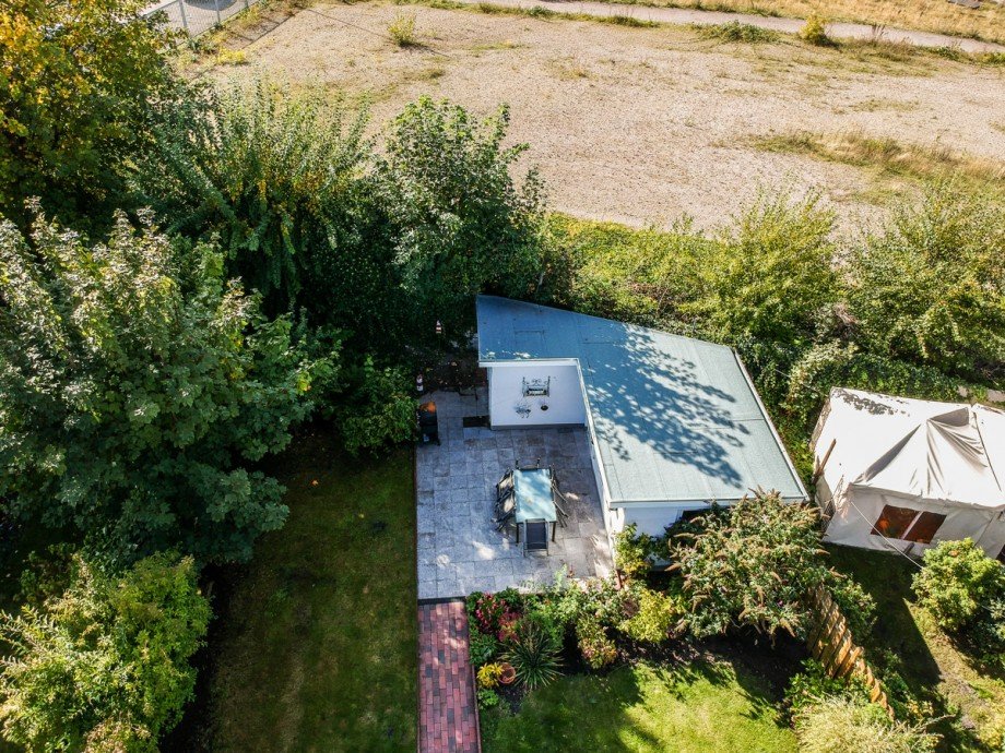 Luftaufnahme Gartenhaus Mehrfamilienhaus Eckernf�rde