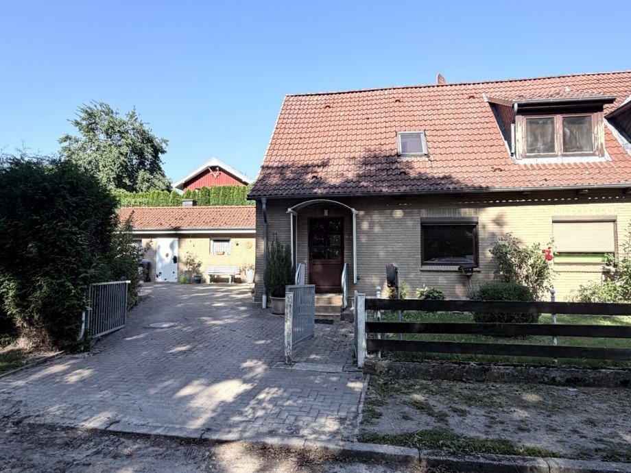 Frontansicht Doppelhaush�lfte Malente / Malkwitz